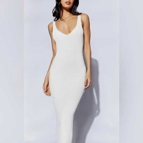 Meshki Jodie V Neck Midi Dress in Nude - Picture 3 of 5